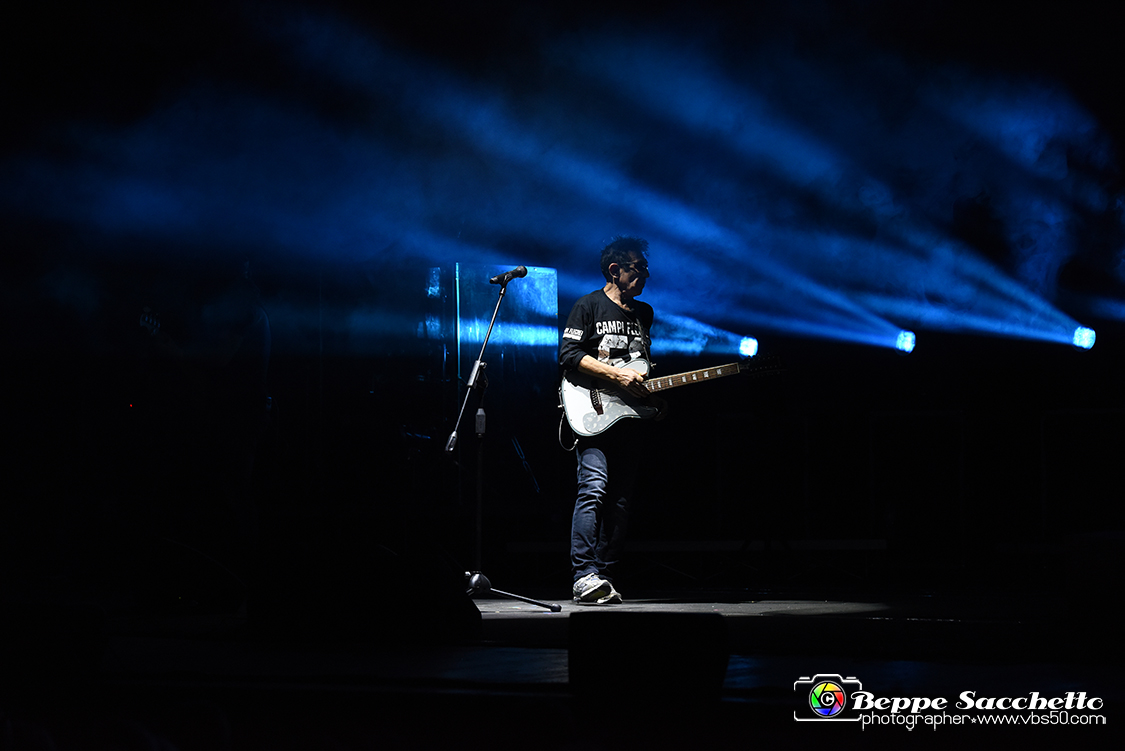 VBS_4193 - Concerto Edoardo Bennato - Peter Pan Rock 'n' Roll Tour.jpg